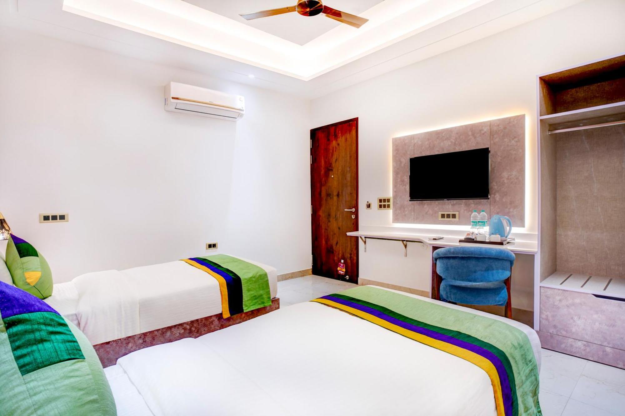 Treebo Corporate Inn Noida Exterior foto
